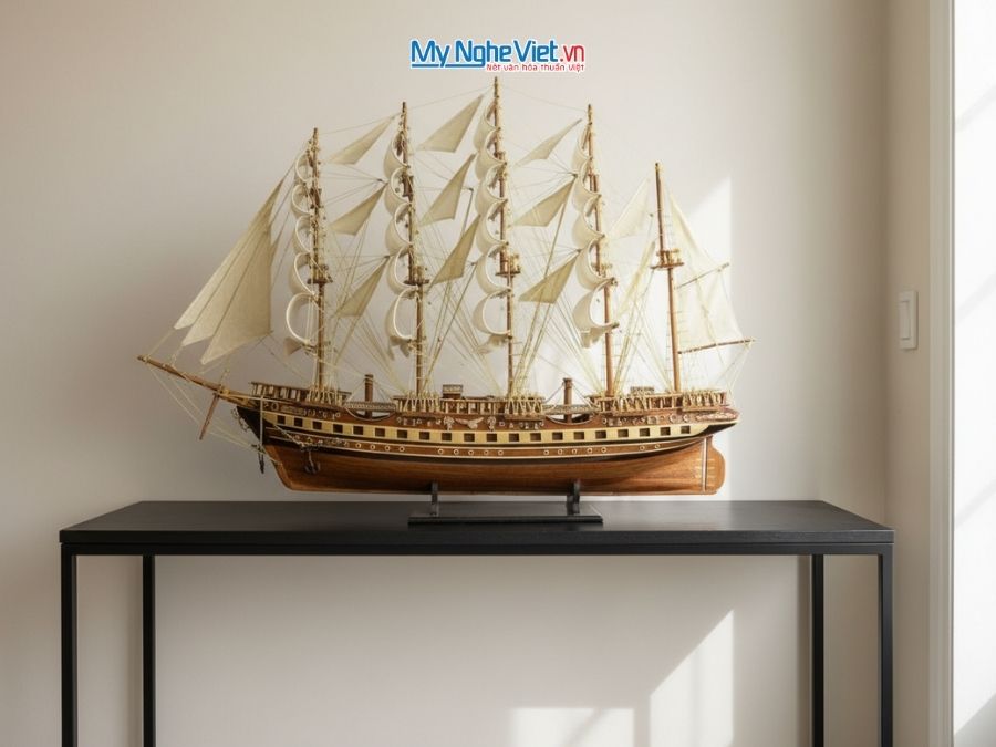 Mô hình thuyền buồm phong thủy France II gỗ đỏ 1.2m (cả mũi 1m5) MNV-TB18/12