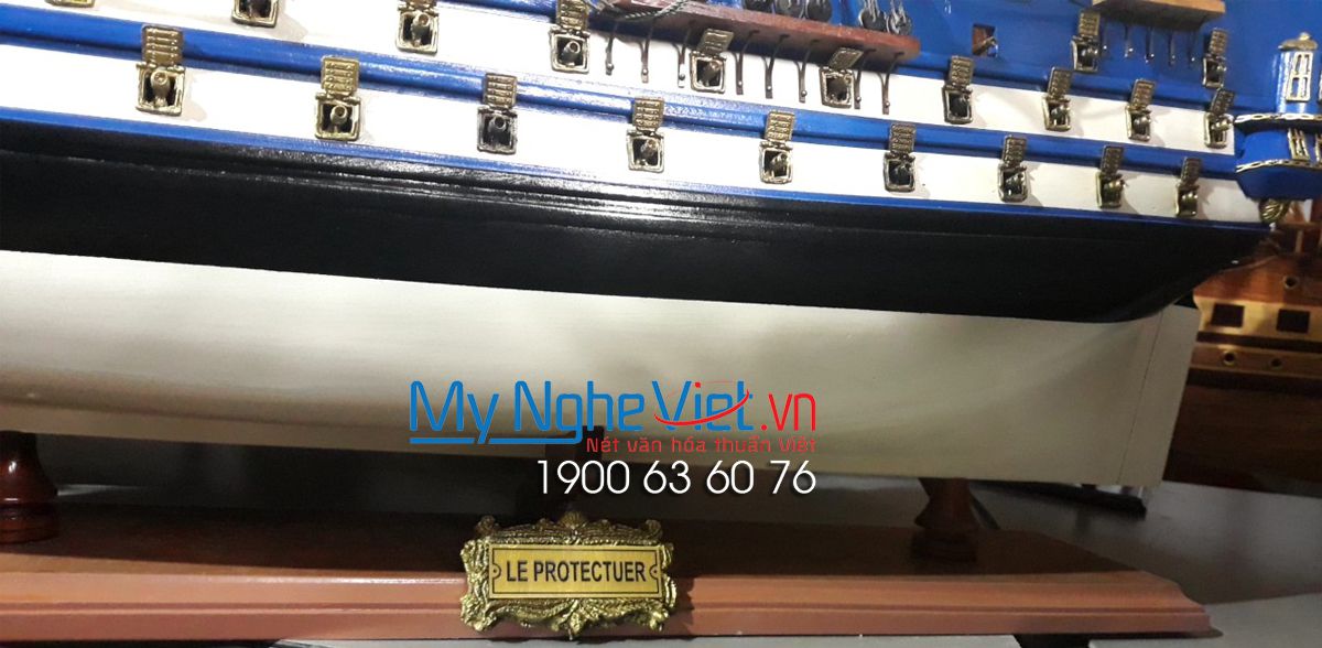 Mô Hình Thuyền Gỗ Chiến Cổ Le Protecteur Gỗ Sơn MNV- TB37