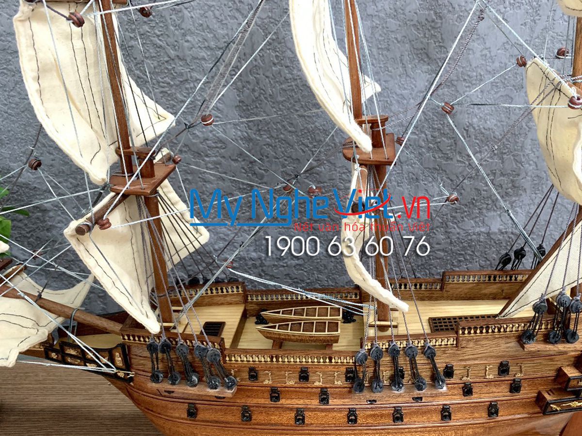 Mô hình tàu thuyền chiến cổ Sovereign of The Seas (thân 40cm) MNV-TB08