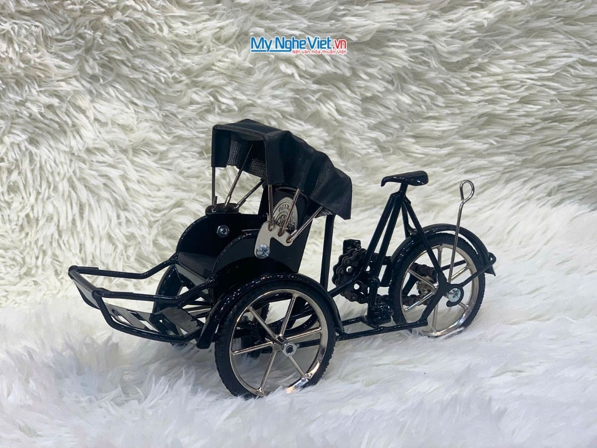 Xích lô Màu Đen MNV-XL001-1