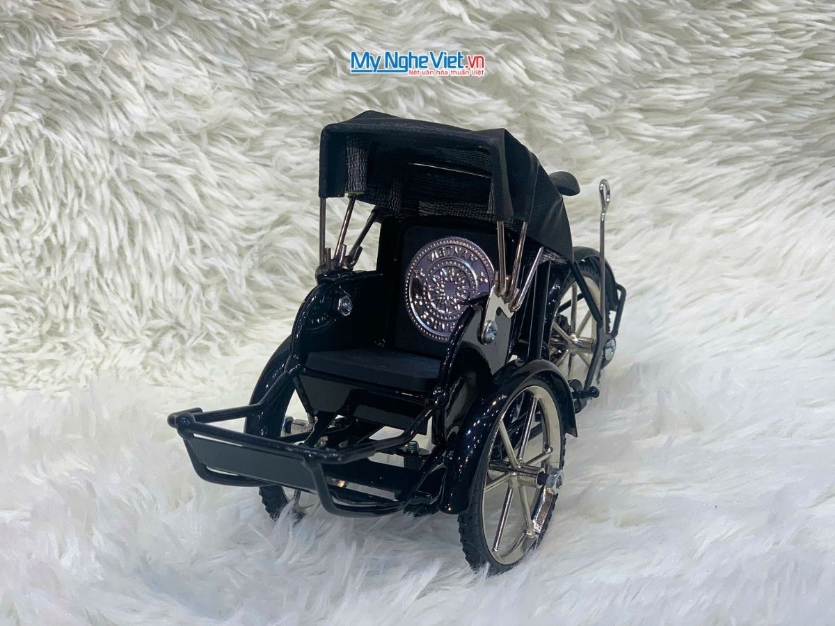 Xích lô Màu Đen MNV-XL001-1