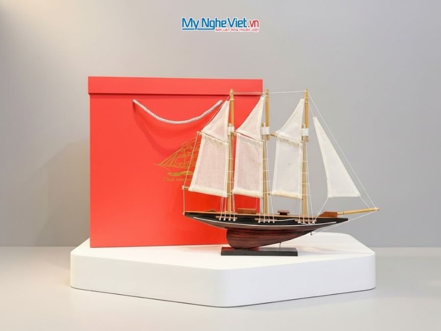 Mô hình du thuyền Atlantic CBMNV-TB20/32