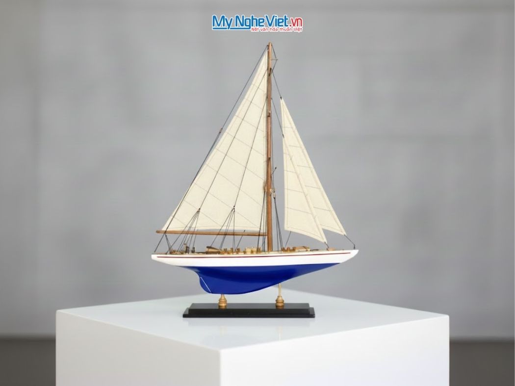 Mô Hình Du Thuyền Endeavour Màu Xanh (Thân 70cm cao 87cm) - MNV-TB23/7	