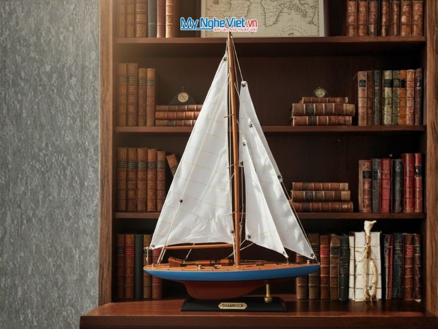 Mô Hình Du Thuyền SHAMROCK MNV-HXTB05