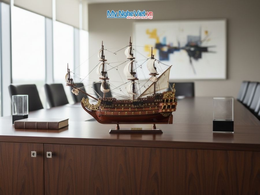 Mô Hình Tàu Chiến Cổ Le Soleil Royal (Thân 40cm) Và Hộp Quà Tặng CBMNV-TB07 – Mô hình thuyền gỗ trang trí