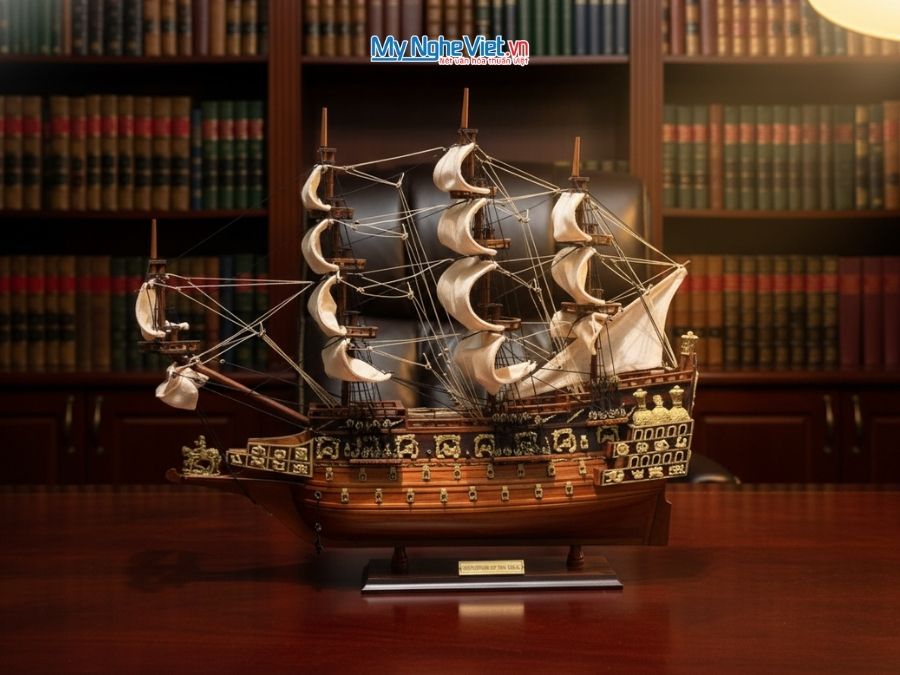 Mô Hình Tàu Chiến Cổ Sovereign Of The Seas (Thân 40cm) Và Hộp Quà Tặng CBMNV-TB14-40 – Mô hình thuyền gỗ trang trí