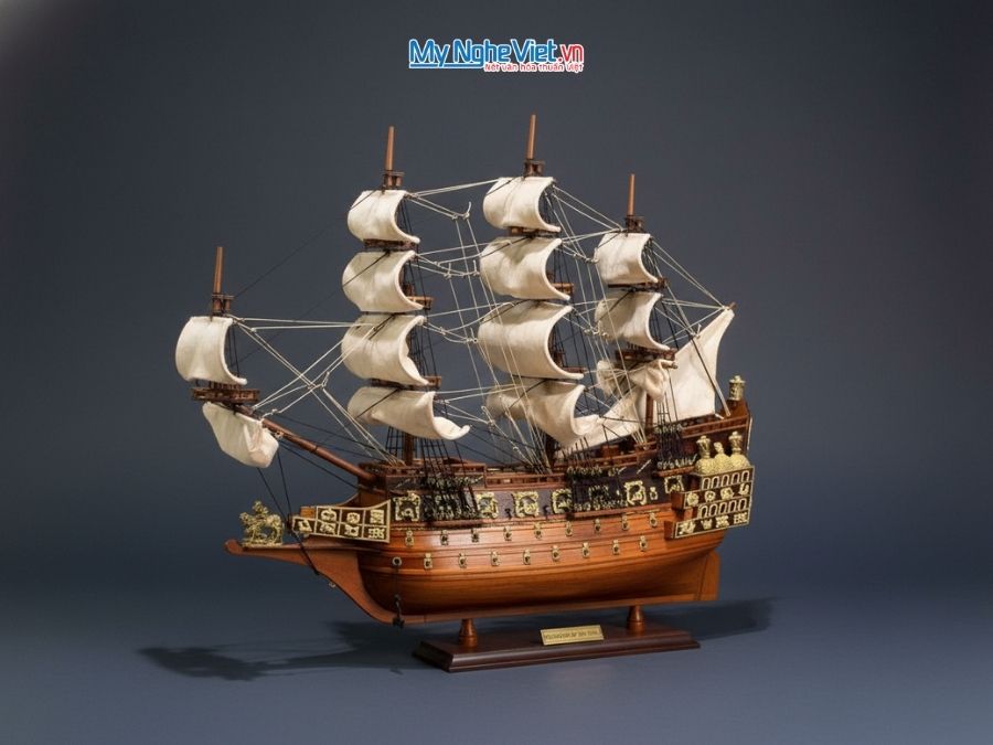 Mô Hình Tàu Chiến Cổ Sovereign Of The Seas (Thân 40cm) Và Hộp Quà Tặng CBMNV-TB14-40 – Mô hình thuyền gỗ trang trí