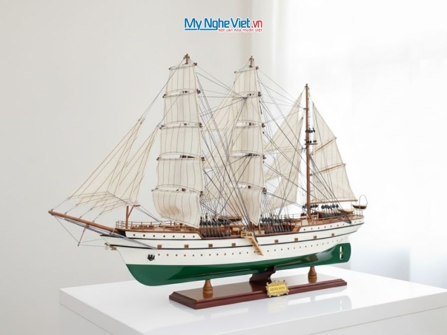 Mô Hình Thuyền Buồm Gỗ Hải Quân Gorch Fock (Sơn Màu) Hàng Xuất Khẩu | Gỗ Căm Xe | Thân 90cm MNV-TB51