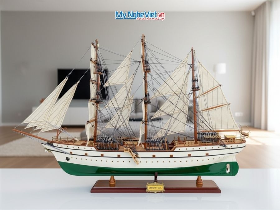 Mô Hình Thuyền Buồm Gỗ Hải Quân Gorch Fock (Sơn Màu) Hàng Xuất Khẩu | Gỗ Căm Xe | Thân 90cm MNV-TB51