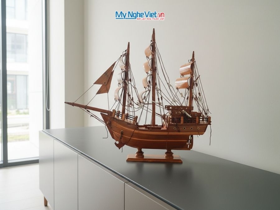 Mô Hình Tàu Thuyền Thái Lan gỗ cẩm lai (Thân 40cm) MNV-TB15/40 - Mô hình tàu thuyền trang trí