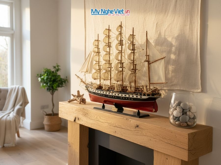 Mô hình thuyền buồm France II gỗ sơn đỏ (thân 80cm) MNV-TB024-80S