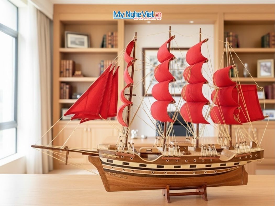 Mô hình thuyền buồm phong thủy France 2 thân 60cm buồm đỏ MNV-TB03-1