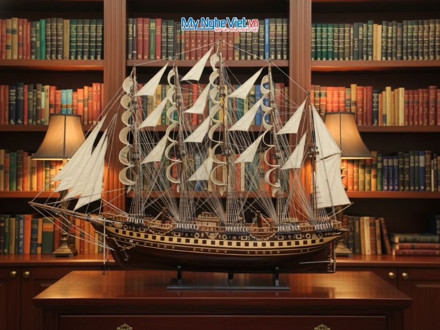 Mô hình thuyền buồm phong thủy France 2 gỗ đen (thân 2.5m) MNV-TB18-2.5m