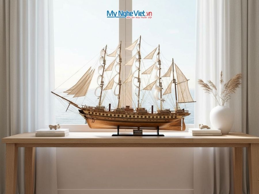 Mô hình thuyền buồm phong thủy France II gỗ tự nhiên (thân 80cm) MNV-TB02