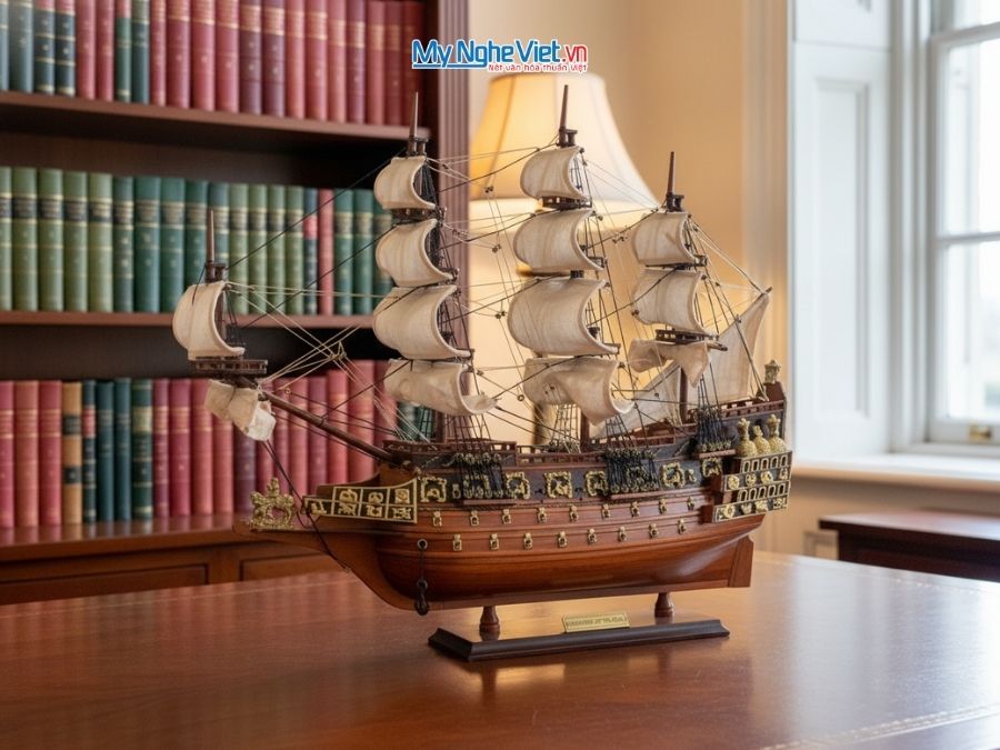 Mô hình thuyền chiến cổ Sovereign of The Seas (thân 40cm) MNV-TB08