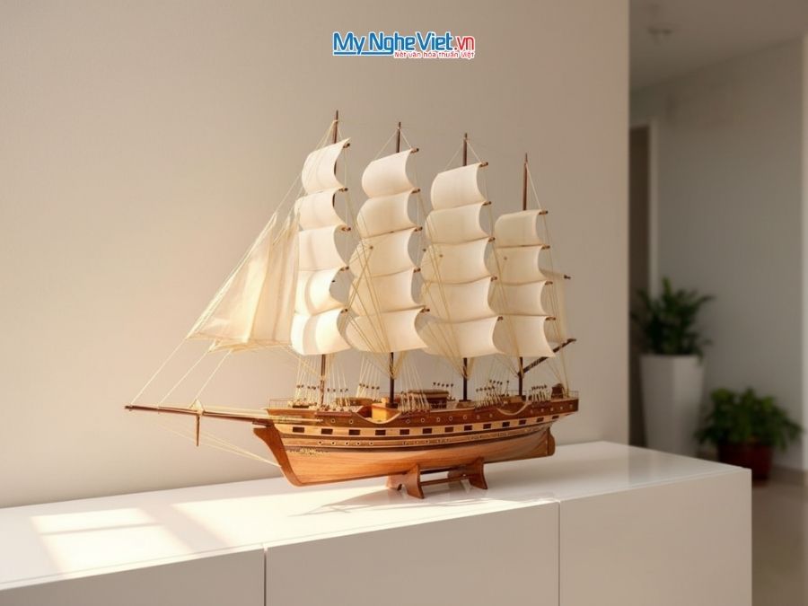 Mô hình thuyền France II hàng thường thân 60cm MNV-TB03-2 - Mô hình thuyền buồm phong thủy