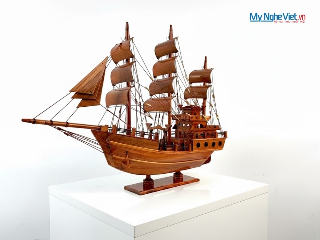 Mô Hình Thuyền Gỗ Thái Lan gỗ tràm (Thân 60cm) MNV-TB15/60