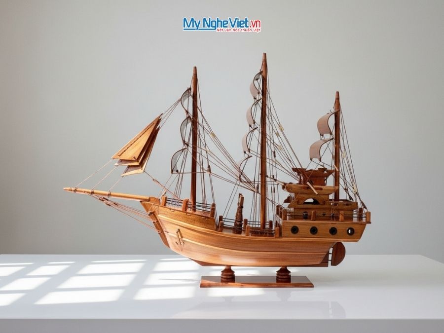 Mô Hình Thuyền Buồm Gỗ Thái Lan gỗ tràm (Thân 80cm) MNV-TB15/80