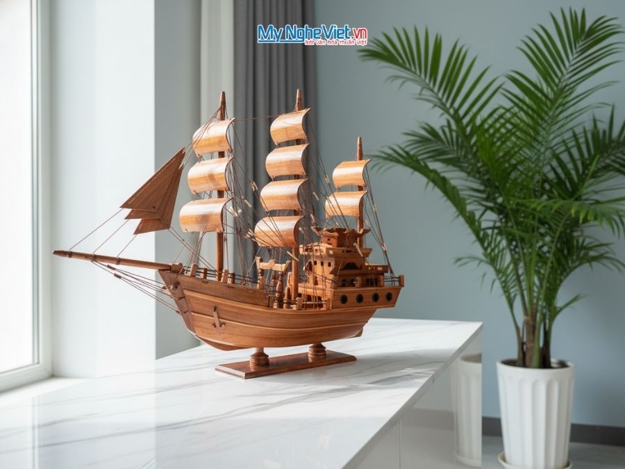 Mô Hình Thuyền Gỗ Trang Trí Thái Lan gỗ hương (Thân 60cm) MNV-TB15/60H