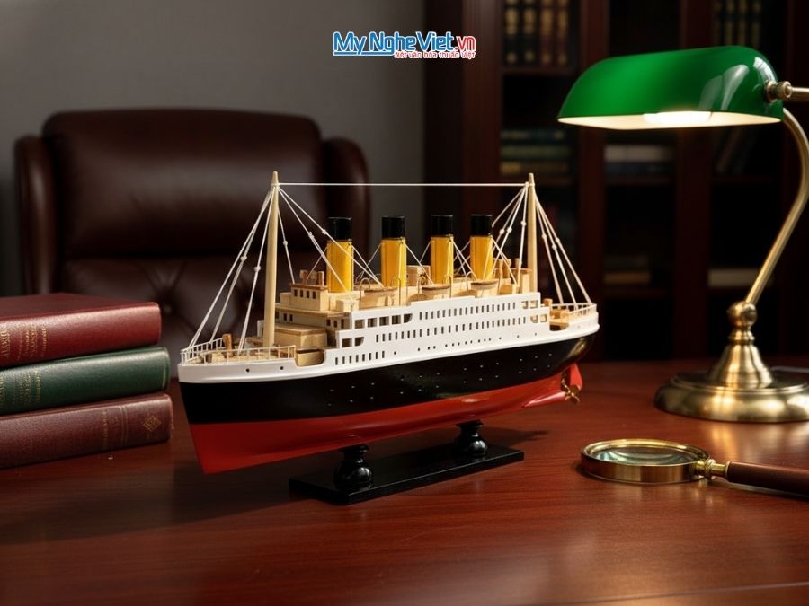 Mô hình thuyền Titanic thân 40cm không đèn MNV-TB11-40