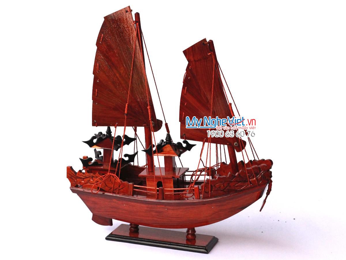 Mô hình tàu thuyền cổ Việt Nam-Thuyền Rồng gỗ cẩm lai MNV-TB16-1