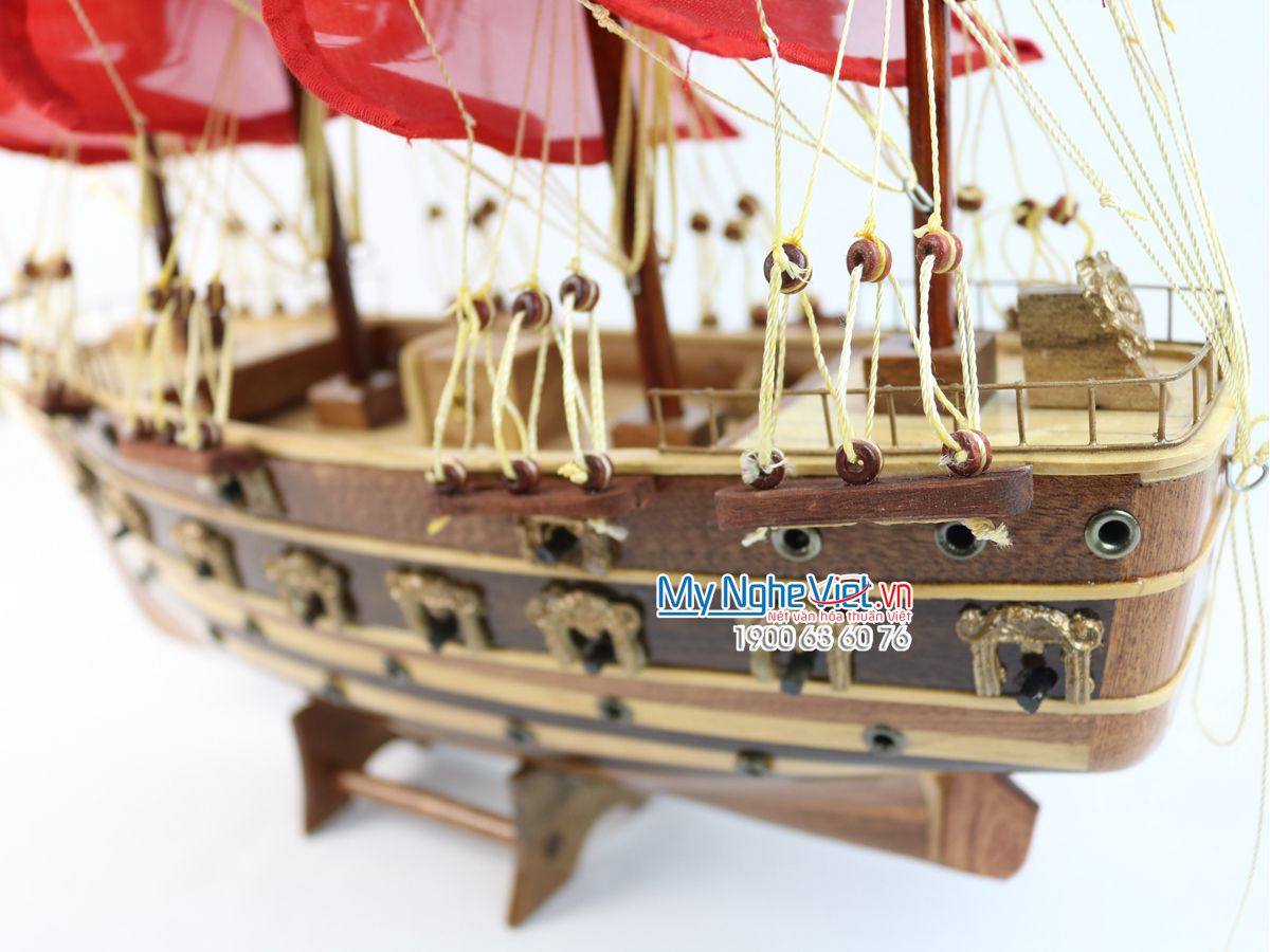 Mô hình thuyền chiến cổ Jylland (thân 40cm) buồm đỏ MNV-TB27-3
