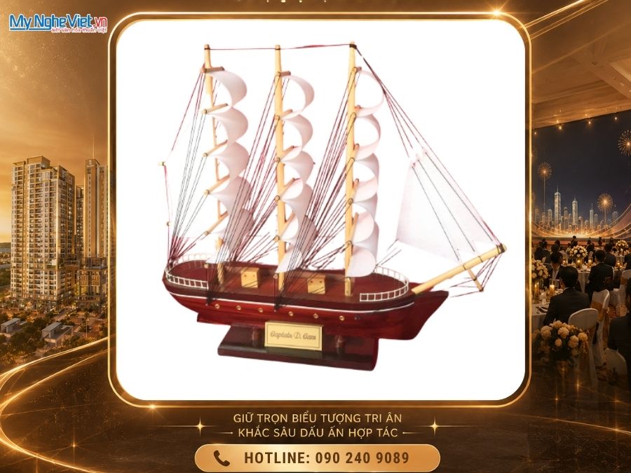Mô hình thuyền buồm phong thủy France II (thân 32cm) MNV-TB80/32 - Mô hình tàu thuyền trang trí