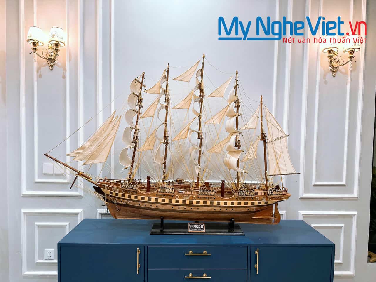 Mô hình thuyền buồm phong thủy France II gỗ tự nhiên (thân 1m2) MNV-TB18